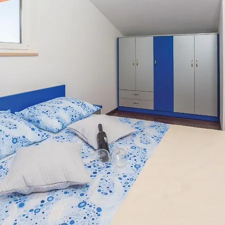 Apartman One-bedroom In Makarska